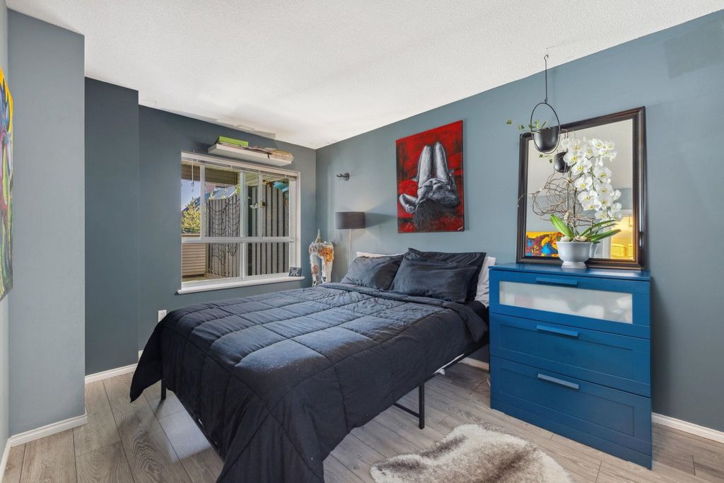 listing image 1101113976932382777