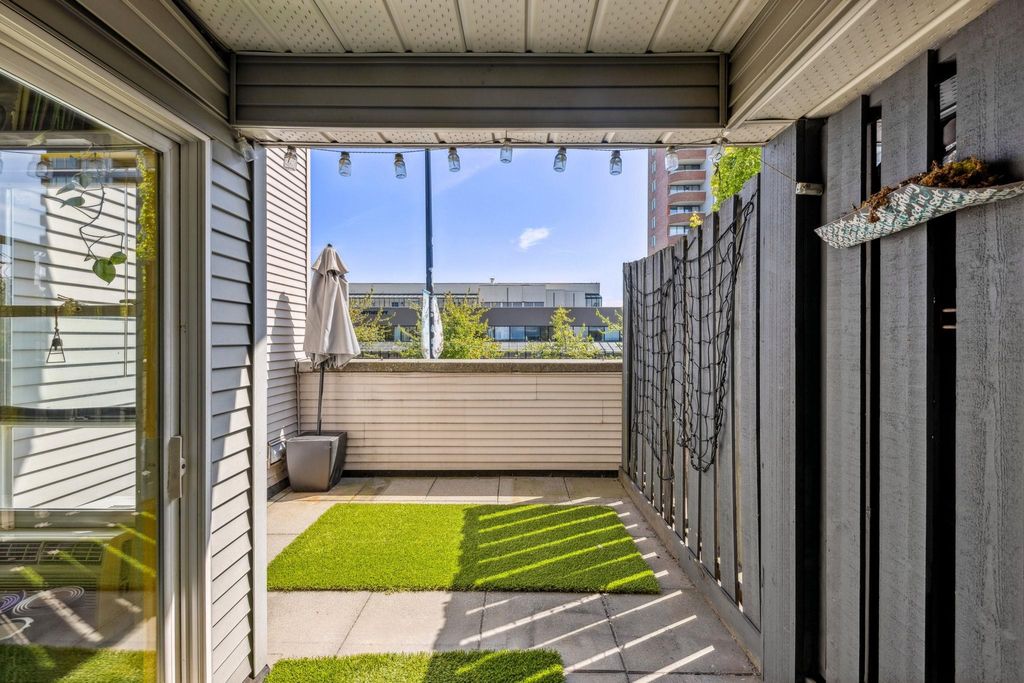 listing image 1101547829760272212