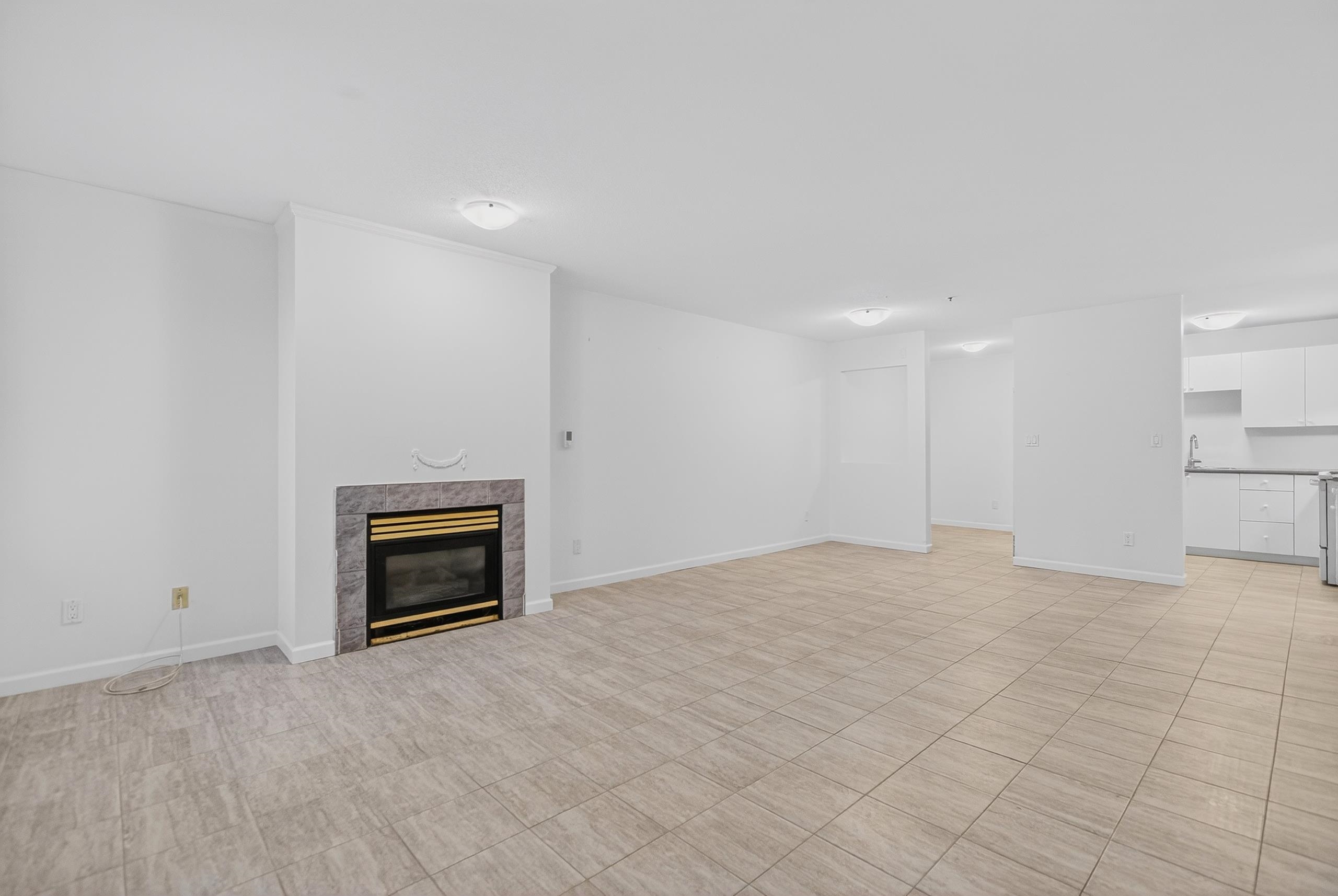 22351 St Anne Avenue 403