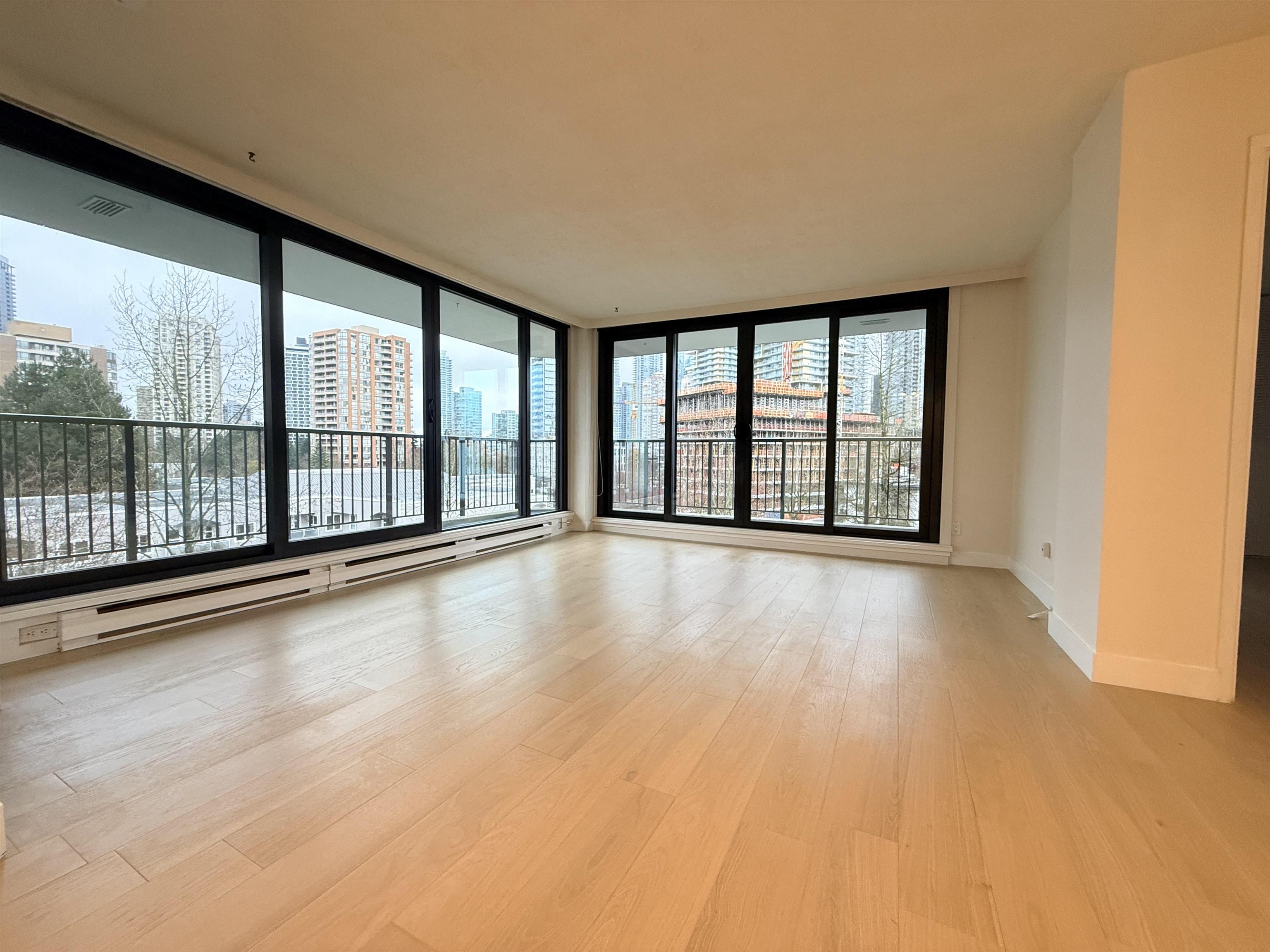 6455 Willingdon Avenue 604