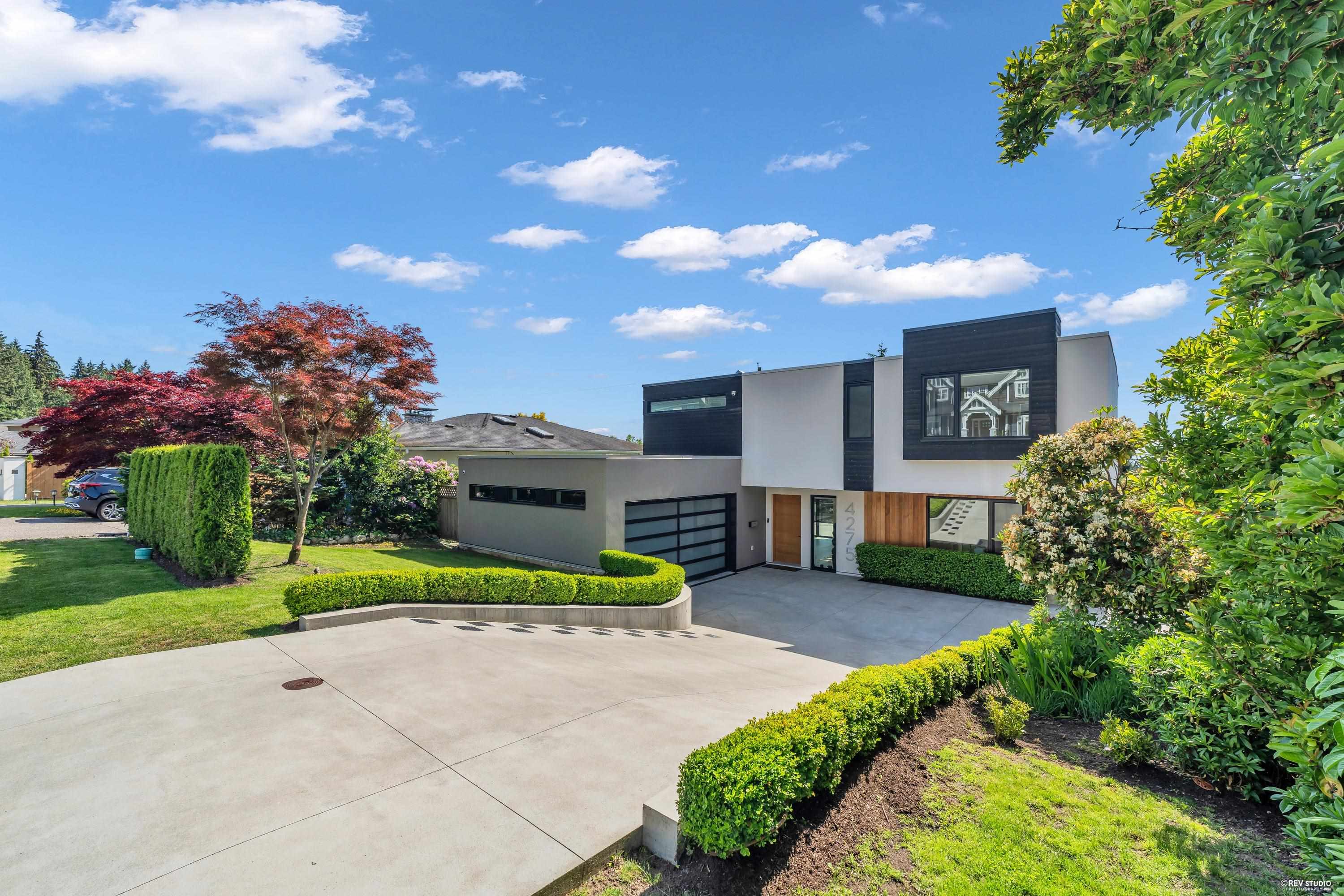 4275 Chelsea Crescent