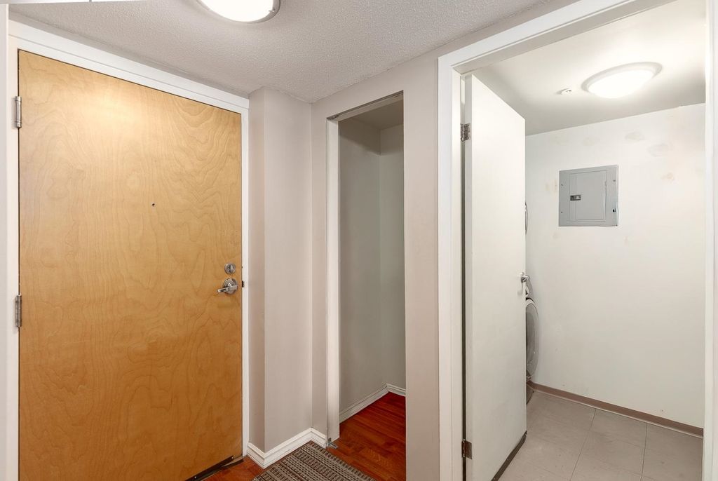 listing image 1103093295186641399