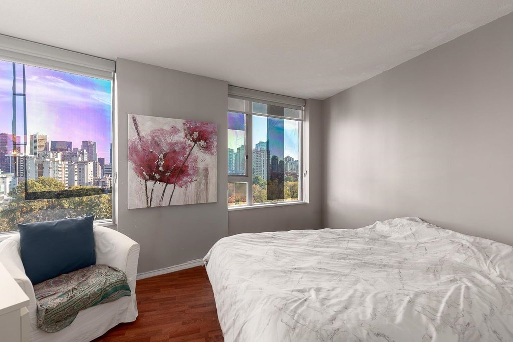 listing image 1108064568323309612