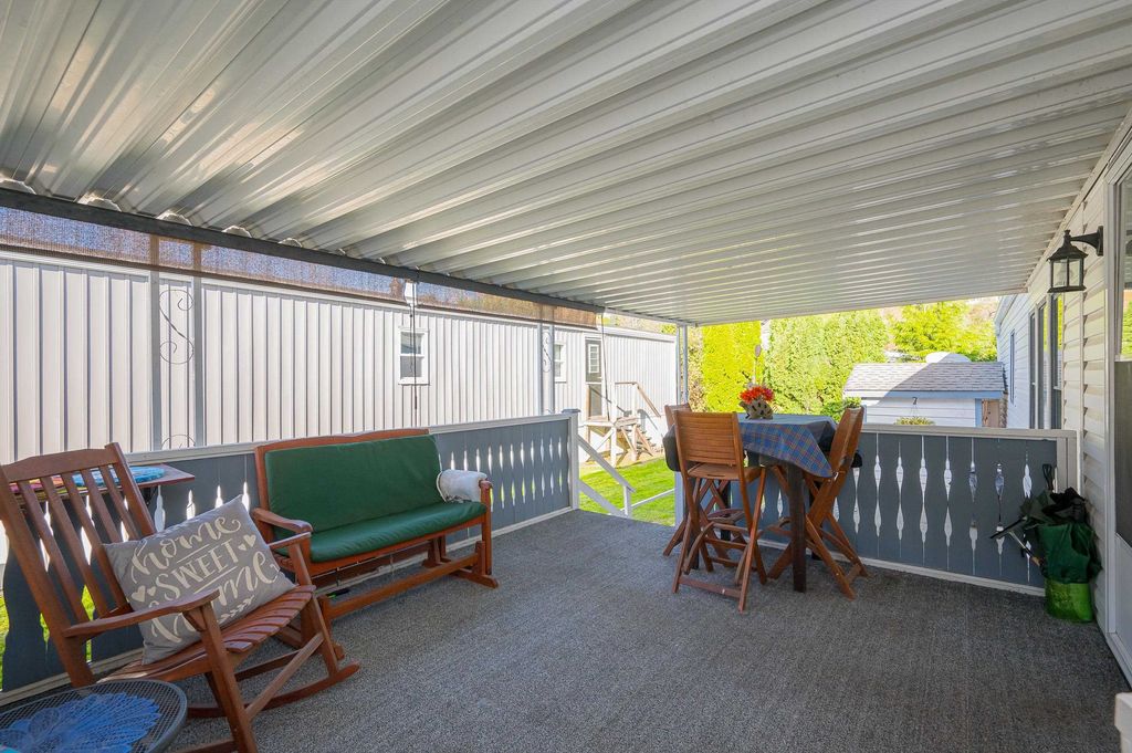 listing image 1103430251556133440