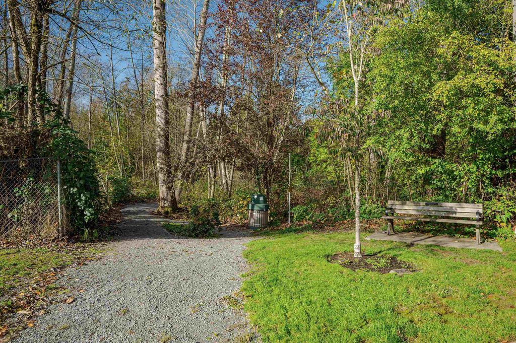 listing image 1105394499676714785