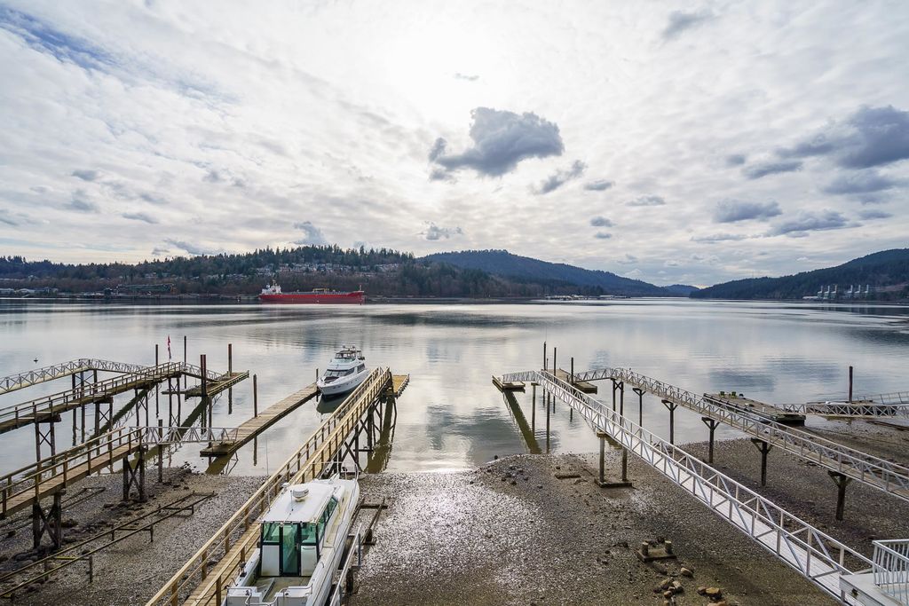 listing image 1109562311014301241