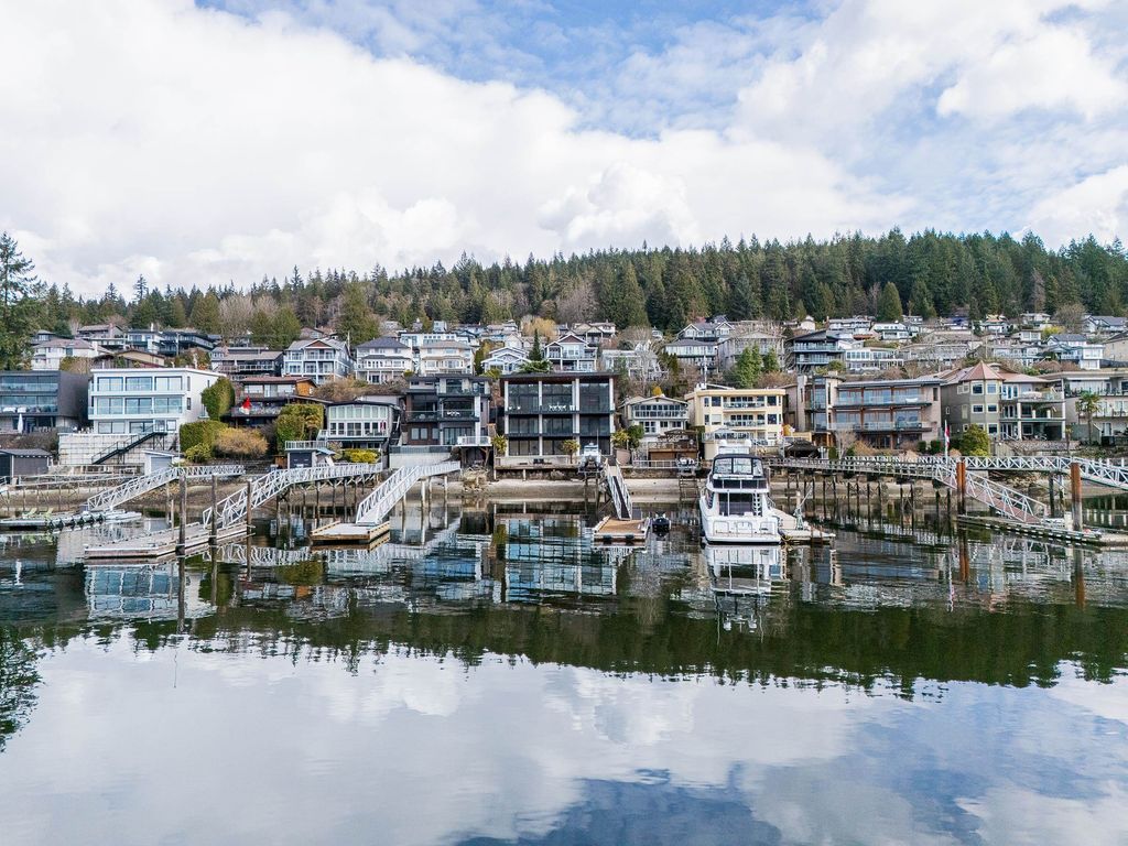 listing image 1104198194159478751