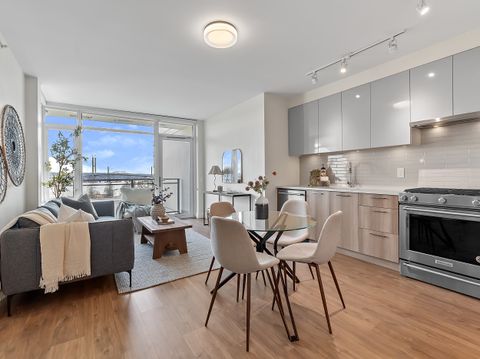 258 Nelson's Court 612 New Westminster BC V3L 0J9