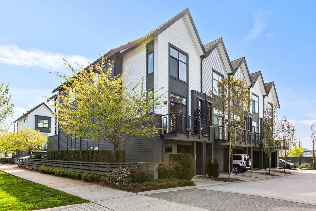 Photo of 17568 57a Avenue #102, Surrey, BC V3S 7V2 (MLS # R3114763)