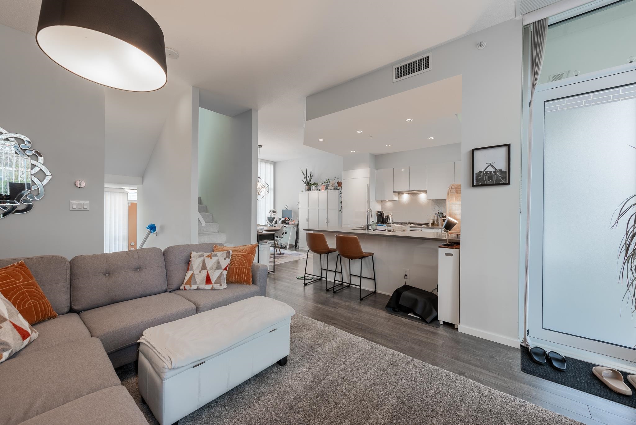 5822 Patterson Avenue