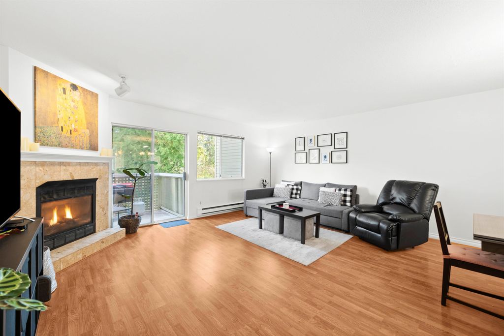 listing image 1100358120717830147