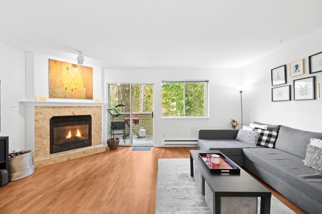 listing image 1103324570467120829