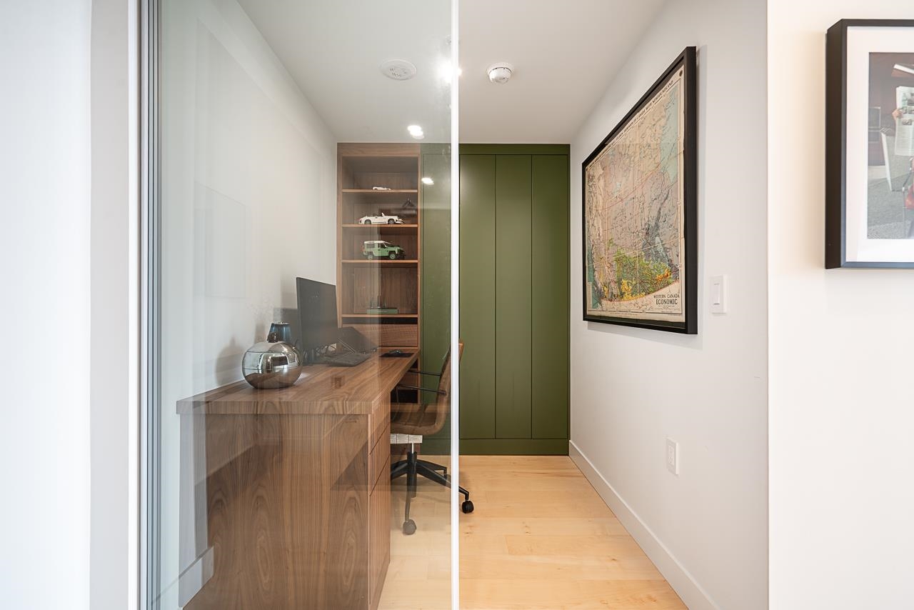 135 E 13th Street 1505