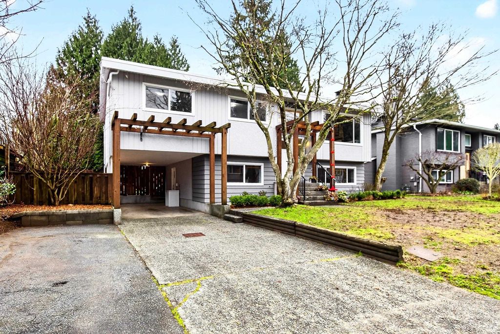 Photo of 11756 208 Street, Maple Ridge, BC V2X 7S3 (MLS # R3079950)