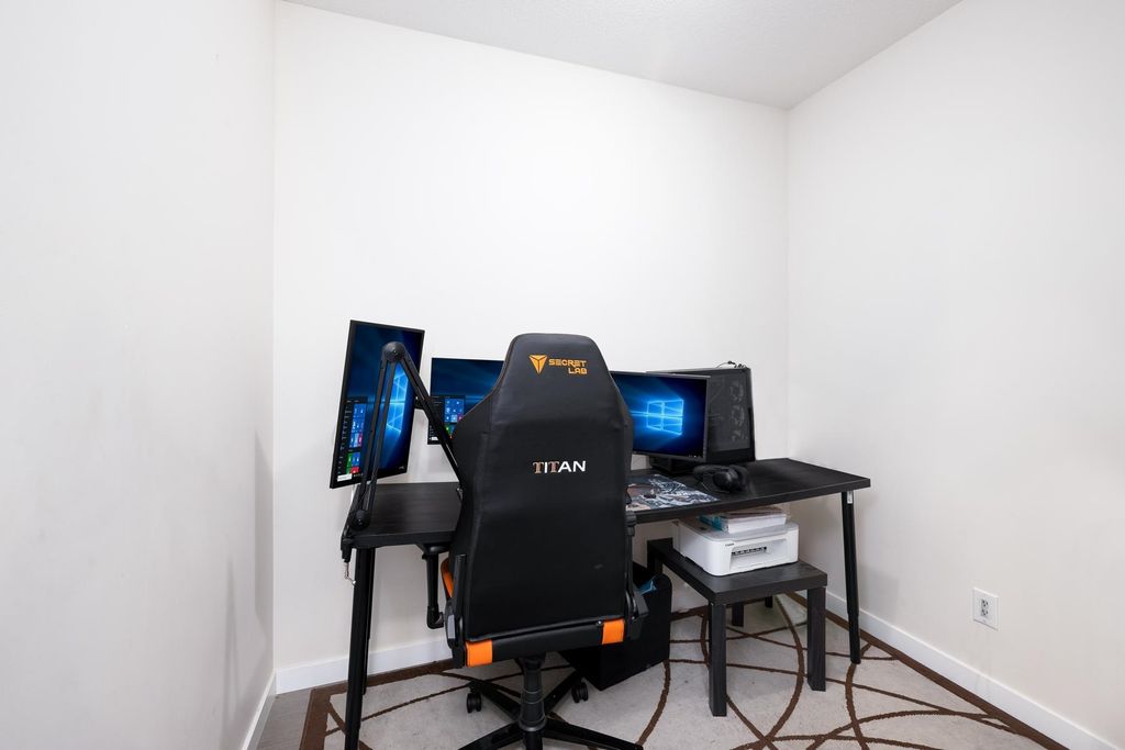 listing image 1106872689357455007