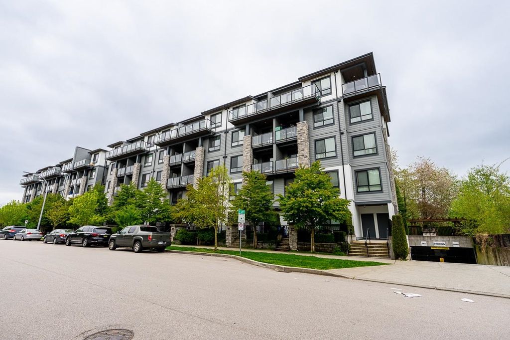 Photo of 15351 101 Avenue #408, Surrey, BC V3R 0G2 (MLS # R3114983)