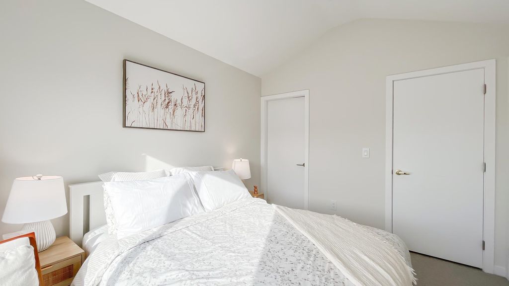 listing image 1107413346915460194