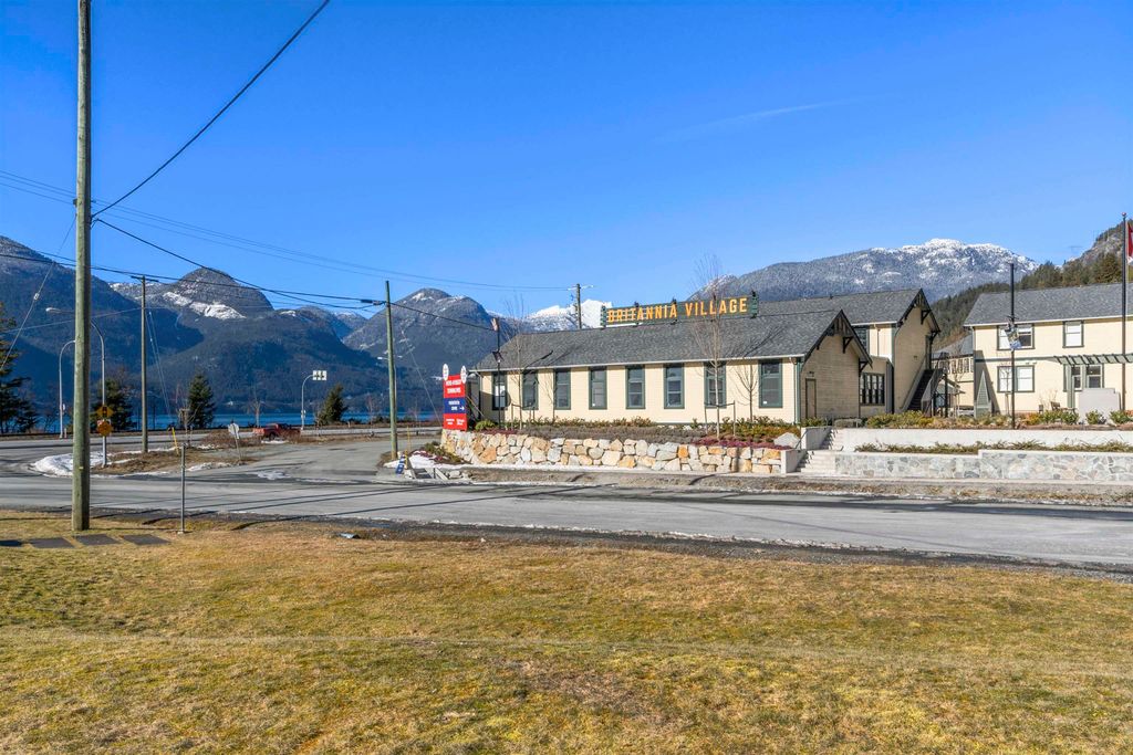 listing image 1104697174475371223