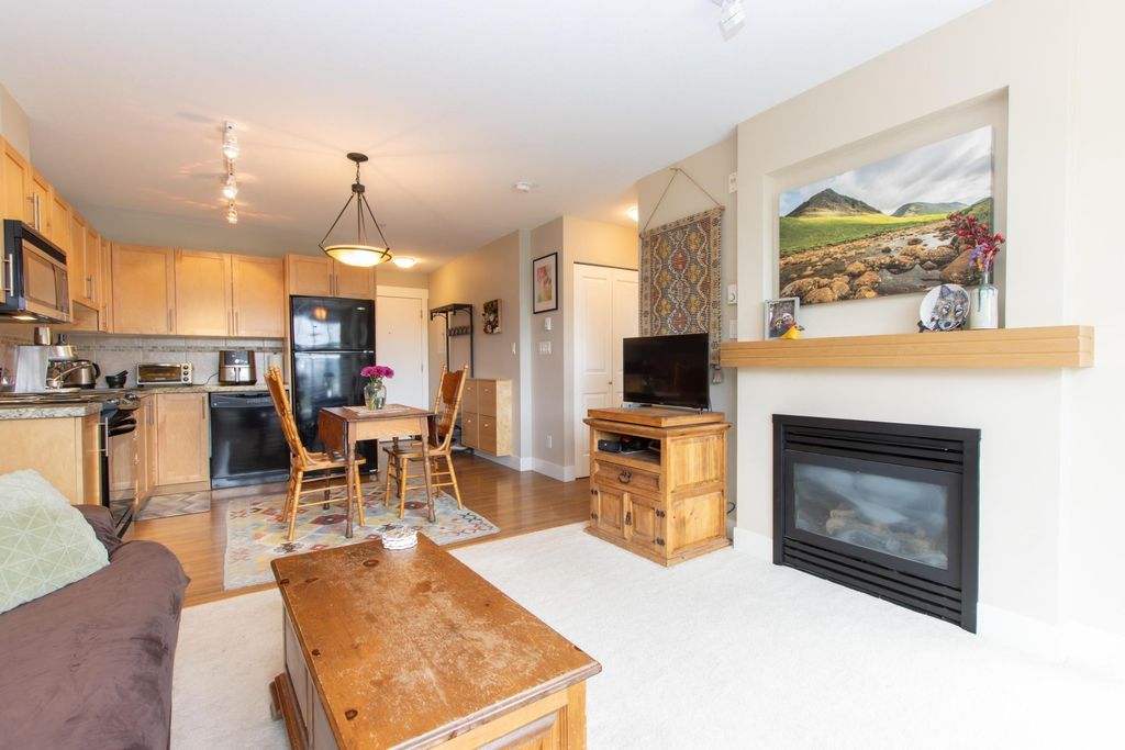 listing image 1108256264053647337