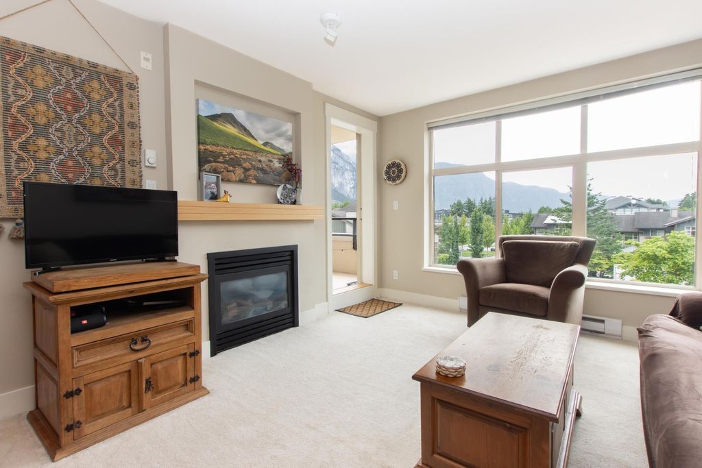 listing image 1108308700480640355