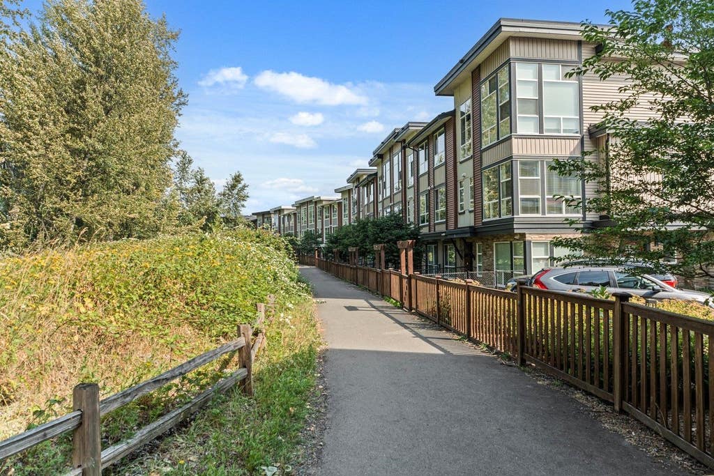 Photo of 8413 Midtown Way #11, Chilliwack, BC V2P 0G7 (MLS # R3149377)