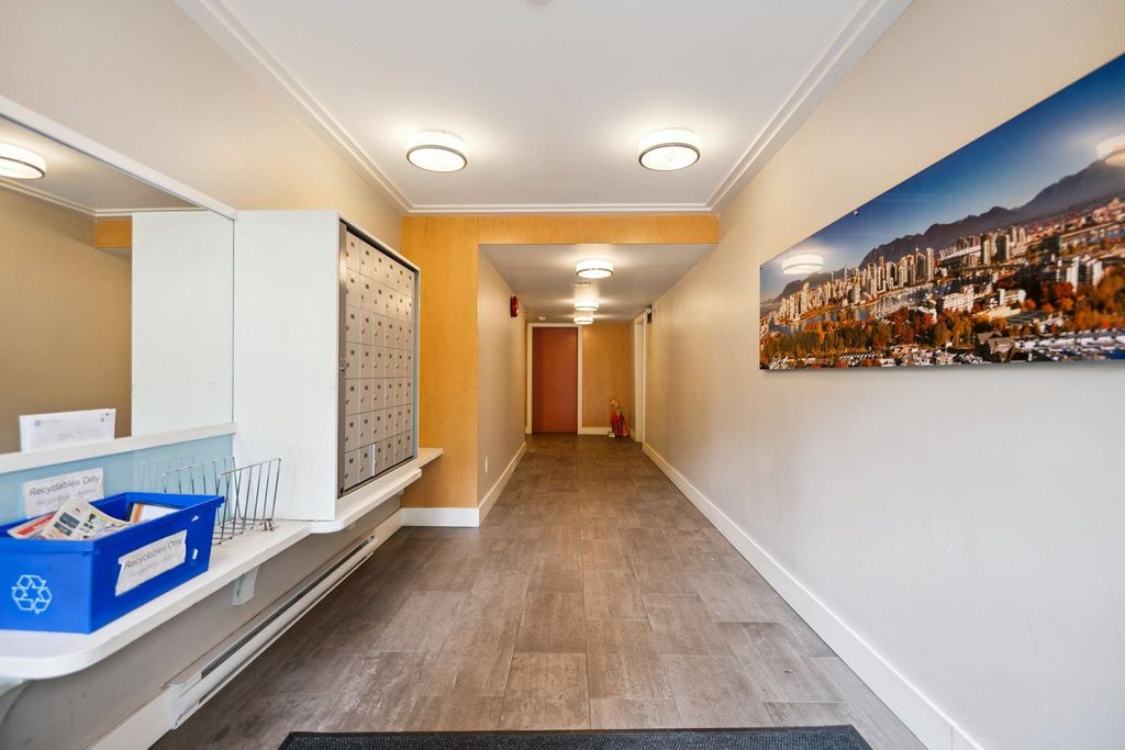 listing image 1101897786241265407