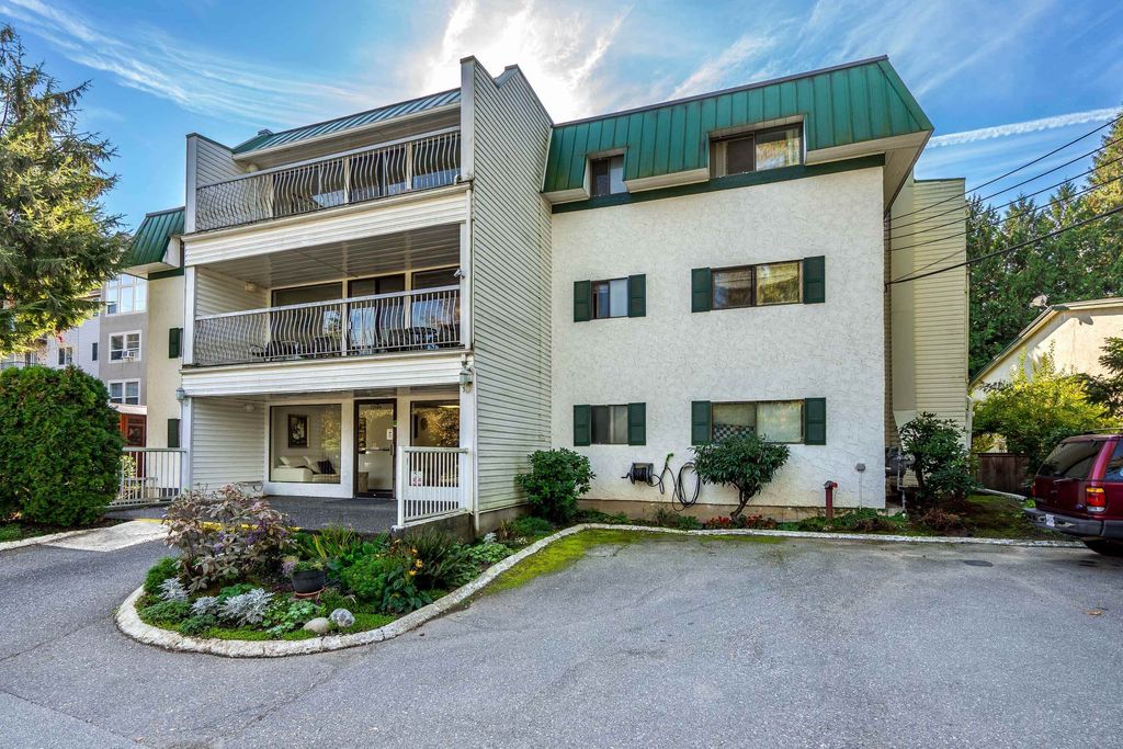 Photo of 33464 George Ferguson Way #104, Abbotsford, BC V2S 2L8 (MLS # R3113722)