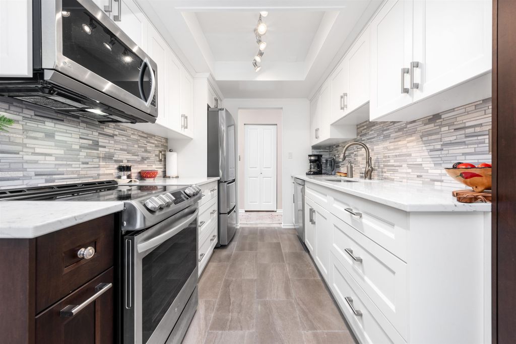 listing image 1106359163575486431