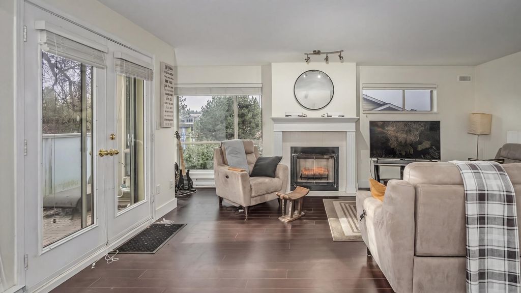 Photo of 33682 Marshall Road #12, Abbotsford, BC V2S 1L1 (MLS # R3096589)