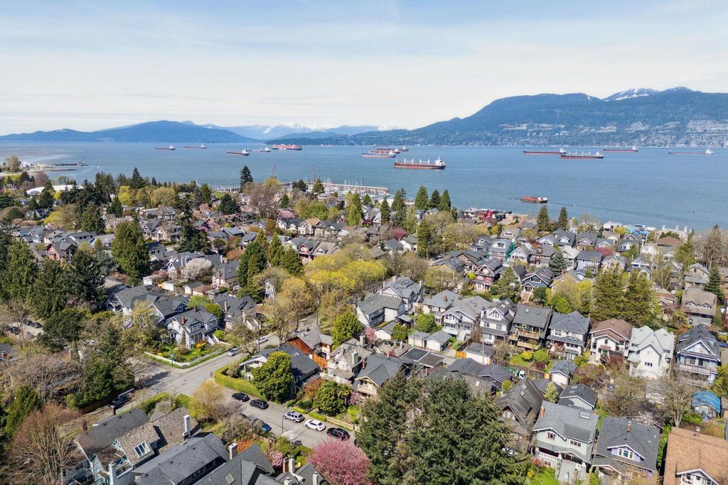 listing image 1104288623665186843