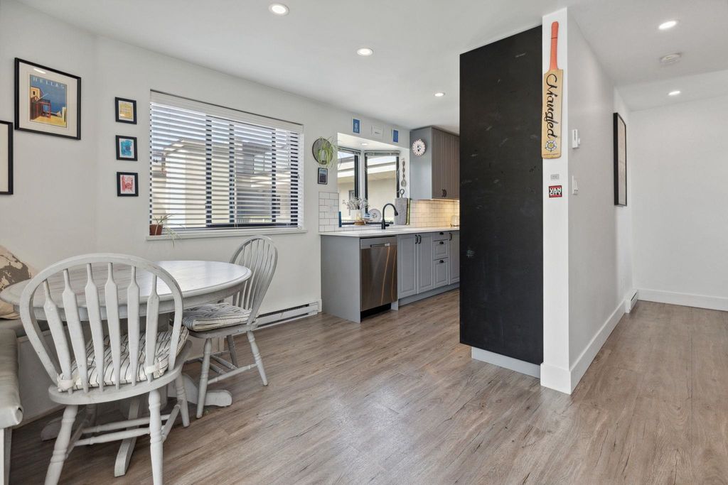 listing image 1103720263352529029