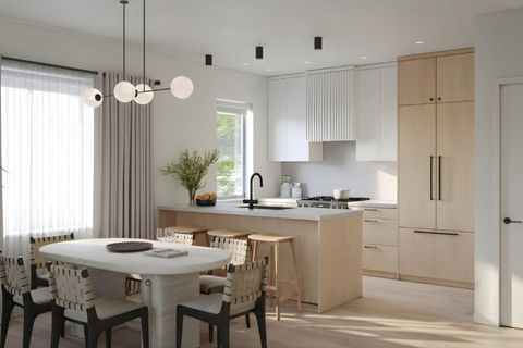 2240 E 40th Avenue 1 Vancouver BC V5P 1J5