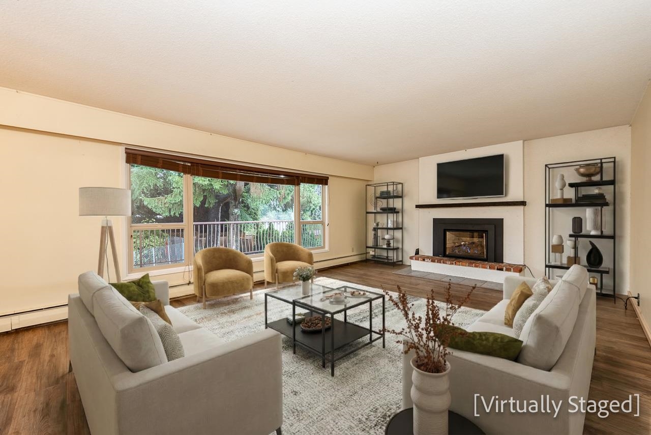 6511 Kempson Crescent