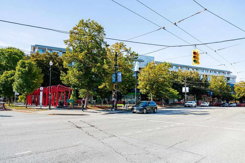 listing image 1101170510291514868