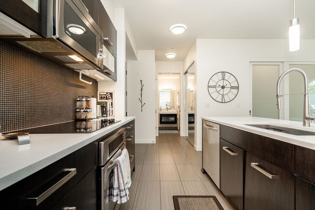 listing image 1103199322368645653