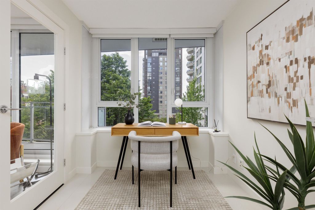 listing image 1104701275132077674