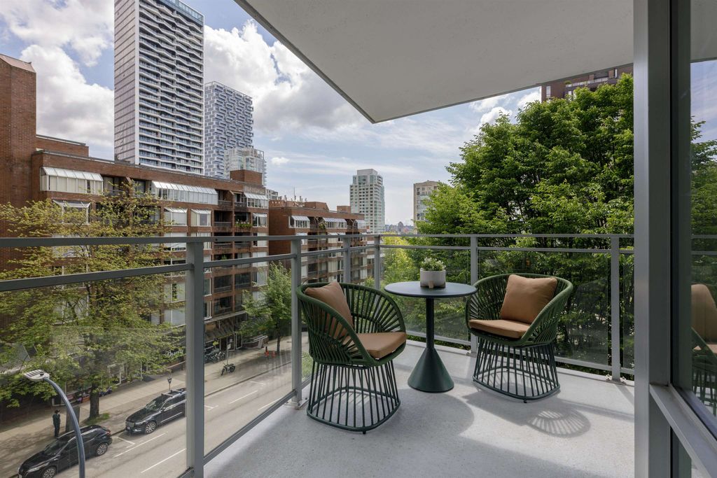 listing image 1101601233937115591