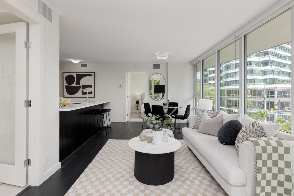 listing image 1100760098276298403