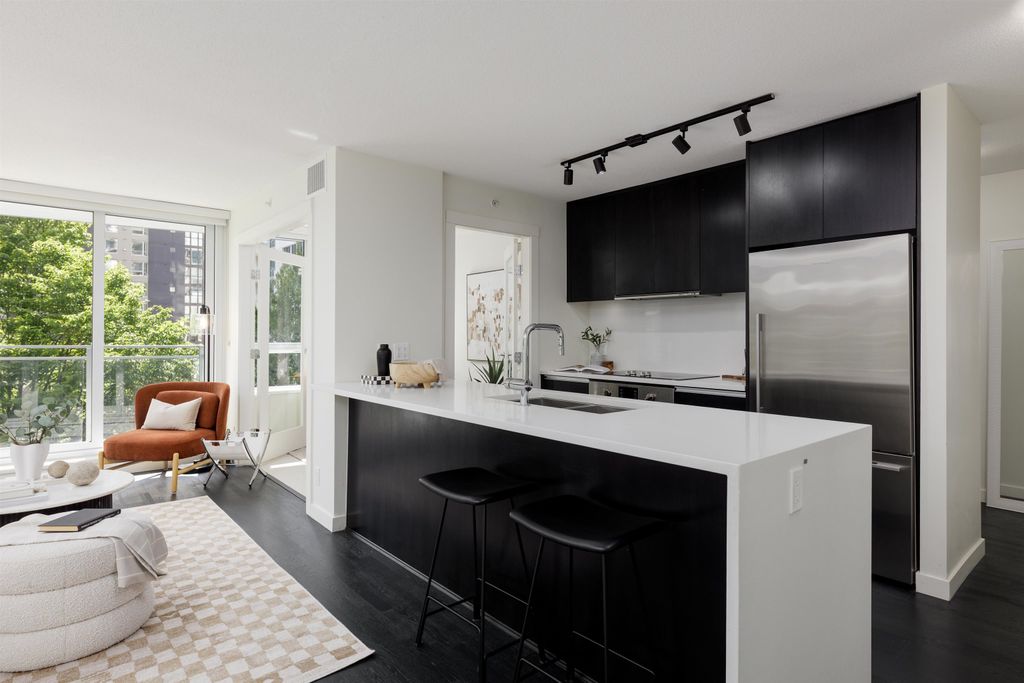 listing image 1102221641666620426