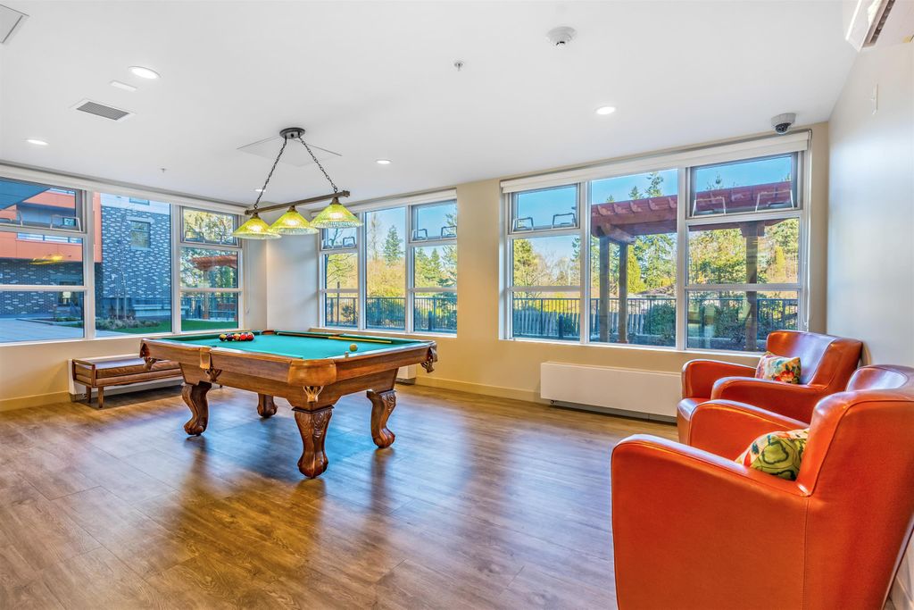 listing image 1105701399339176446