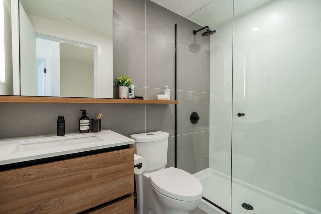 listing image 1105831044723878665