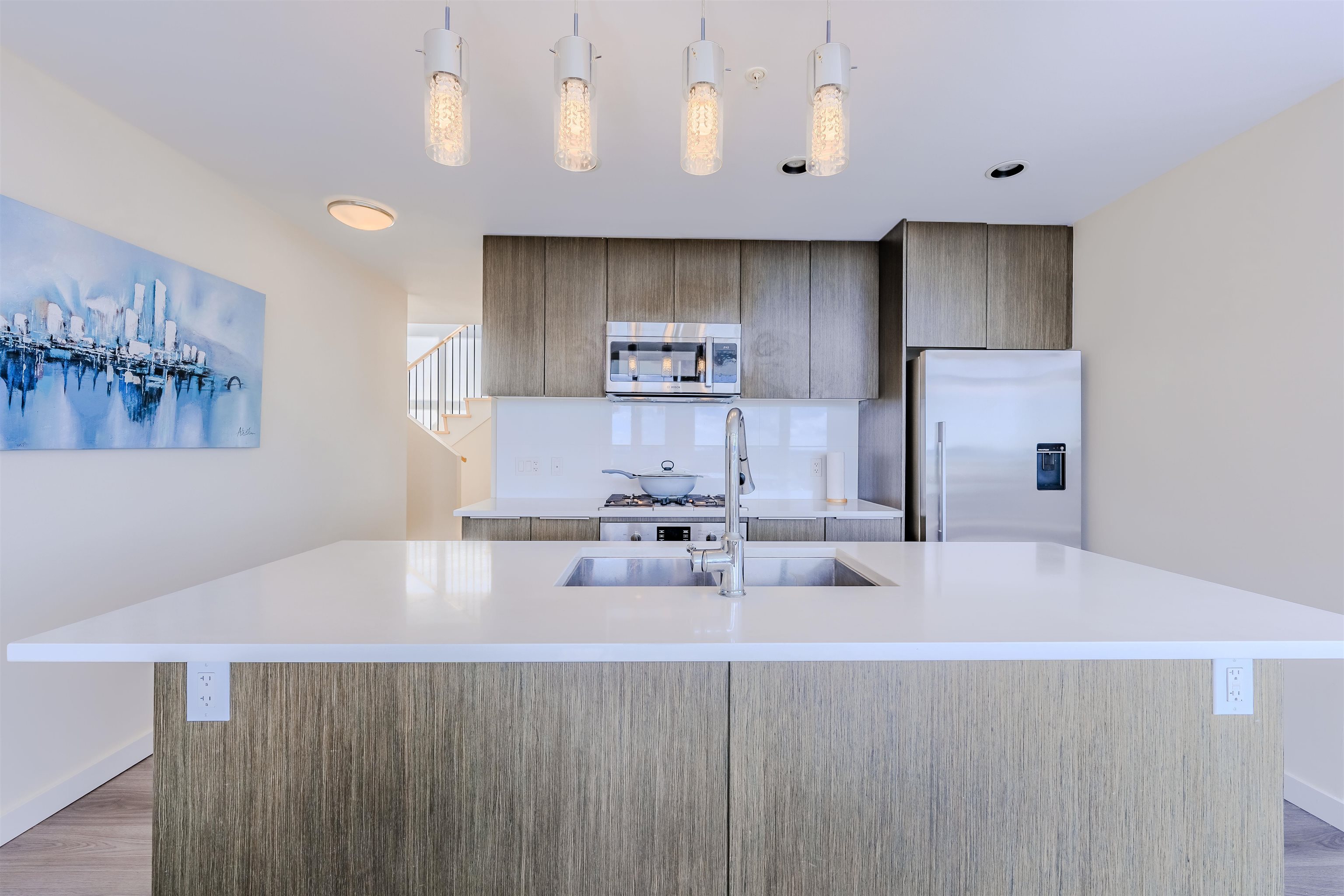 8677 Capstan Way PH 1705