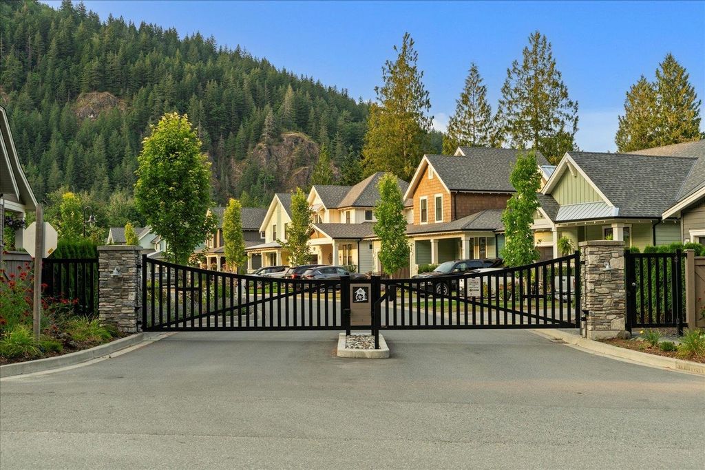 listing image 1104126142302162837