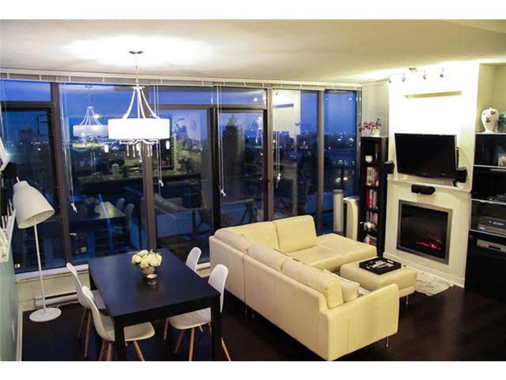 listing image 1101705325683054055