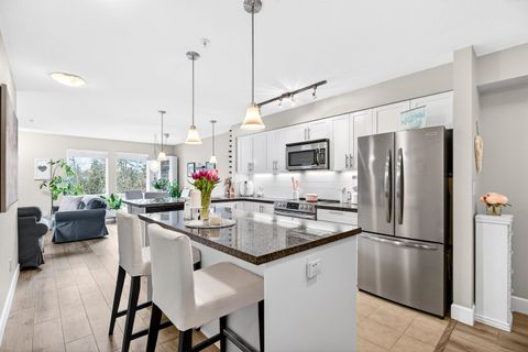 12283 224 Street 309 Maple Ridge BC V2X 8Z3