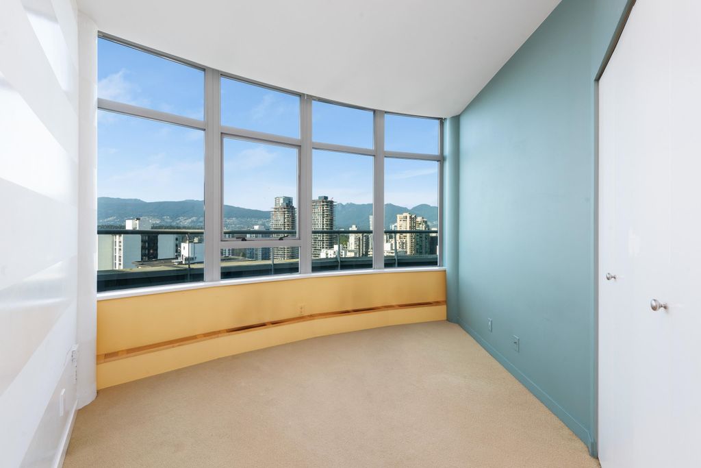 listing image 1106887942246124475