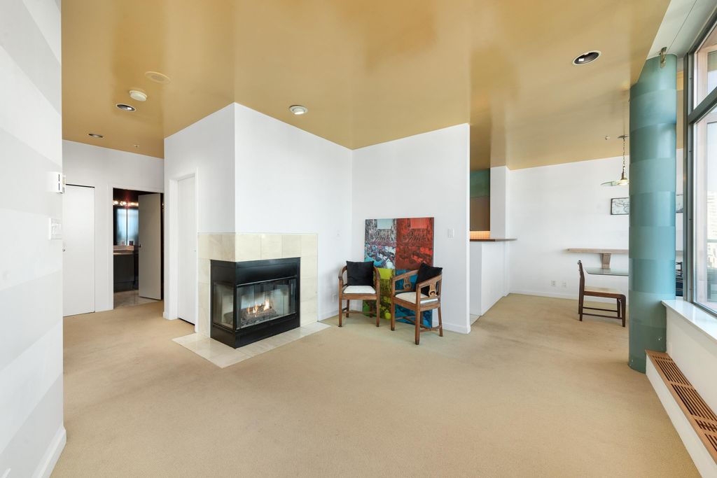 listing image 1107784306254100682