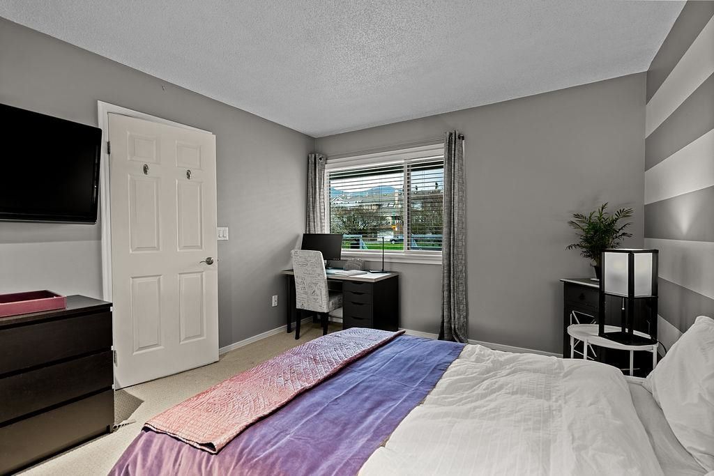 listing image 1100362745463327890