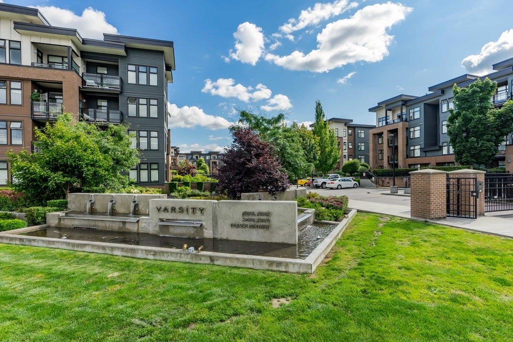 Photo of 20068 Fraser Highway #407, Langley, BC V3A 0H2 (MLS # R3093529)