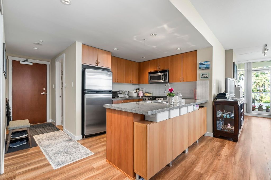 listing image 1100798628869239542